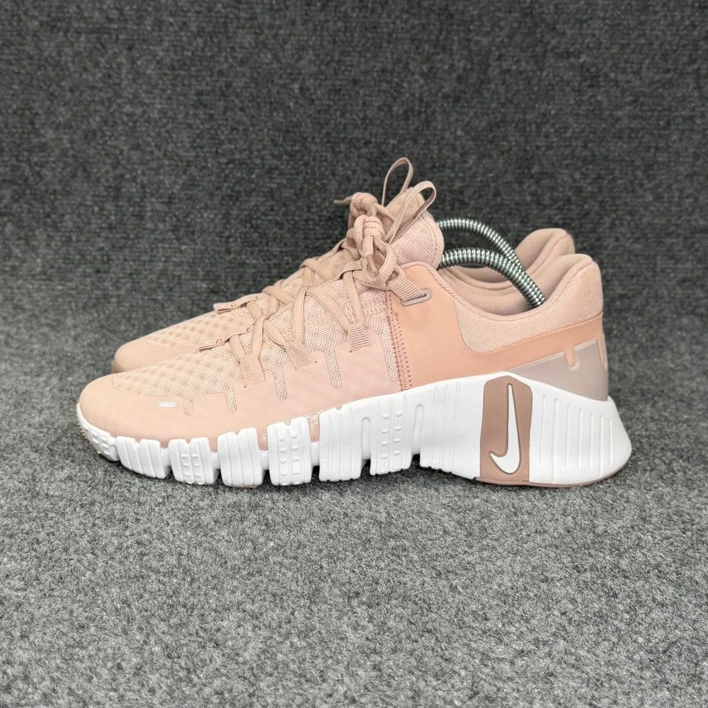 Nike Free Metcon 5 Training Shoes Women's 10 Pink‎ White Athletic Run Running